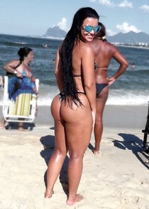 Great round ass and white