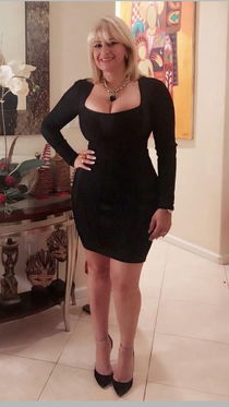 Busty brunette Claire